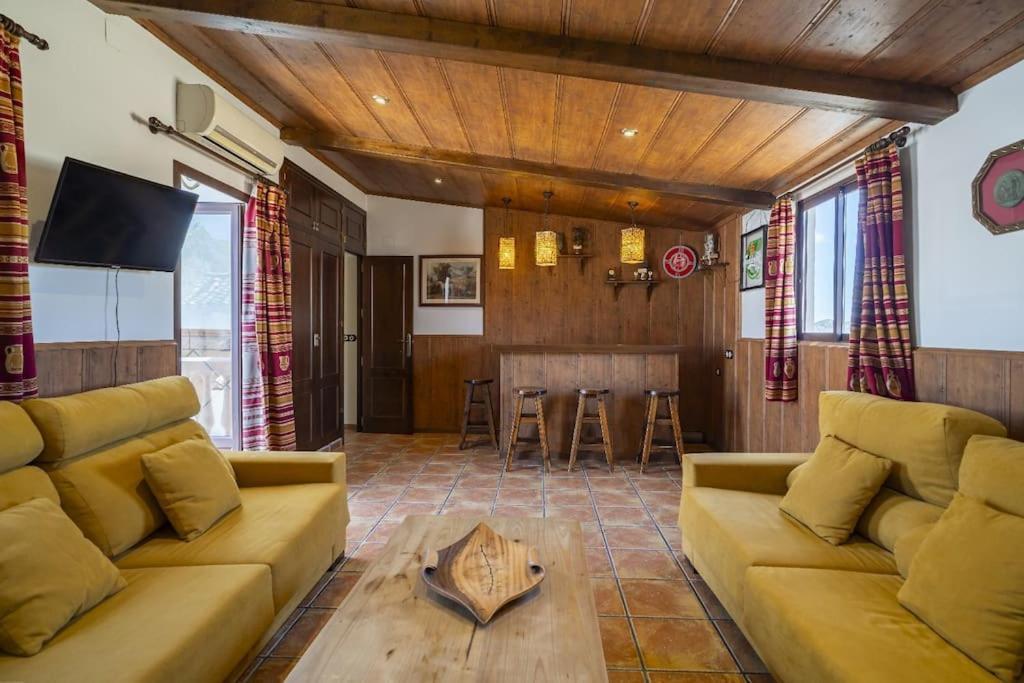 Casa Con Patio Y Terraza En Barrio Historico De La Villa, Junto Al Adarve Priego de Córdoba Eksteriør billede
