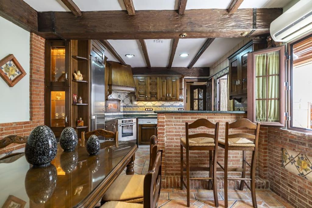 Casa Con Patio Y Terraza En Barrio Historico De La Villa, Junto Al Adarve Priego de Córdoba Eksteriør billede